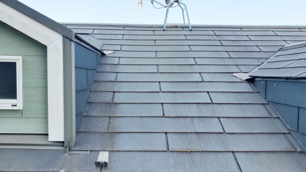 スレート屋根の塗装はNG！？屋根カバー工法をオススメするワケとは（1）