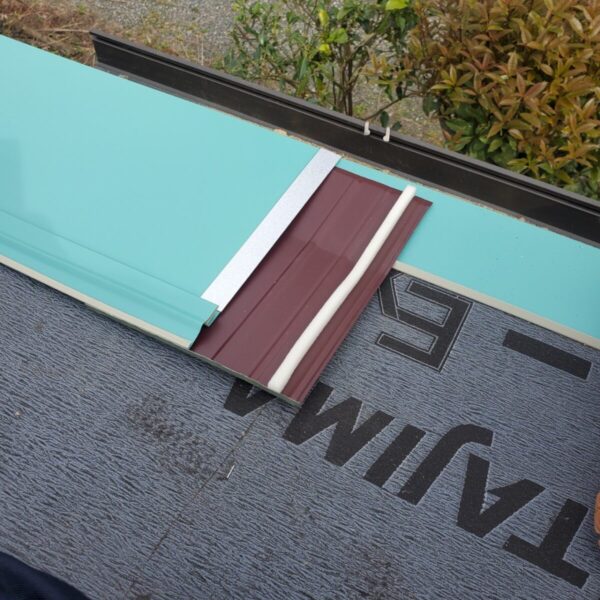 静岡県富士宮市　銅板屋根葺き替え工事　ガルバリウム鋼板一文字葺き（1）