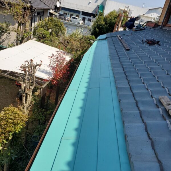 静岡県富士宮市　銅板屋根葺き替え工事　ガルバリウム鋼板一文字葺き（4）
