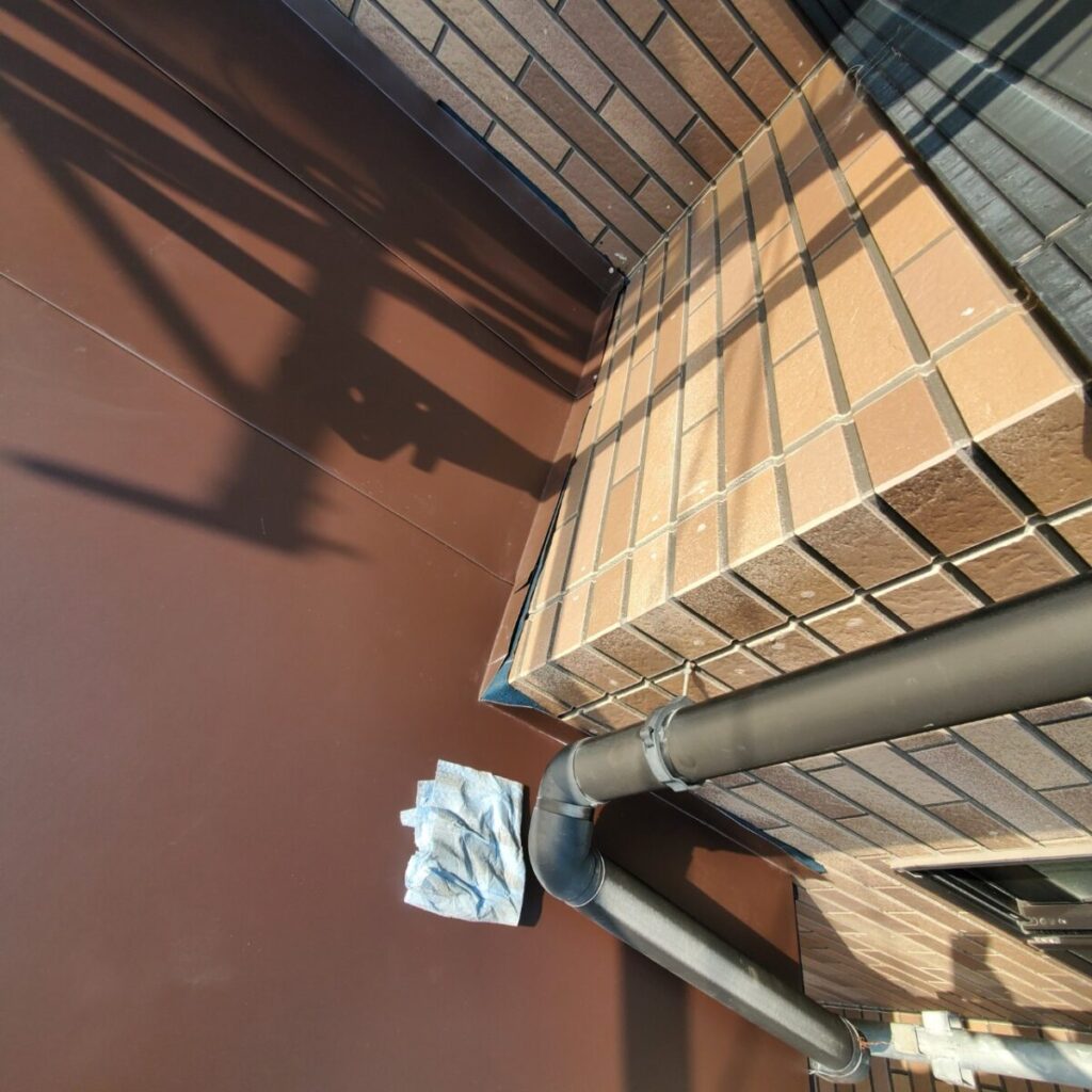 静岡県伊豆の国市中條　コロニアル屋根カバー工事　玄関庇もカバーします！（2）