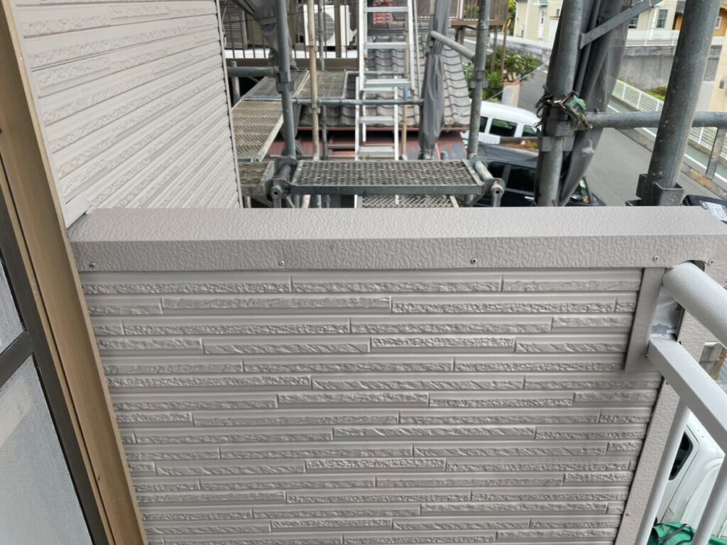 静岡県富士市今泉　外壁カバー工事　バルコニーは塗装とカバーで仕上げます！（3）