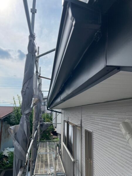 静岡県富士市今泉　コロニアル屋根葺き替えおよび外壁カバー工事（3）