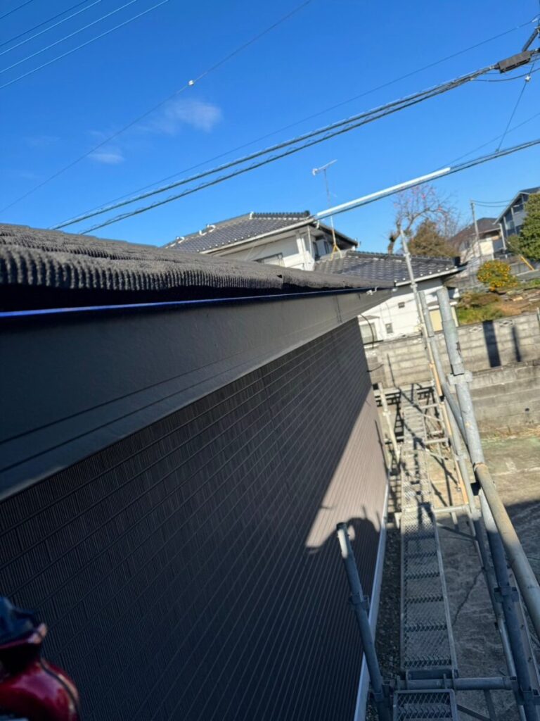 【番外編】静岡県富士宮市小泉　新築建前の屋根工事現場　雨樋の設置（1）