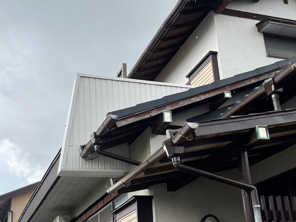 静岡県富士市比奈　屋根・外壁の小工事　大工仕事も自社で完結！（2）