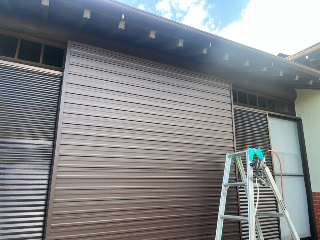 静岡県富士市桑崎　瓦屋根葺き替え工事　戸袋を自作します！（3）