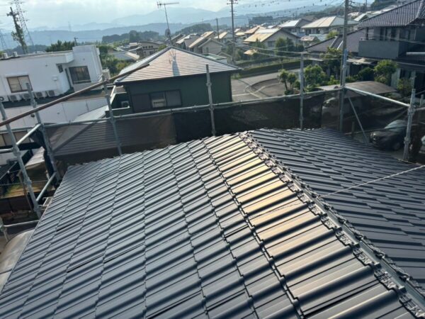 富士宮市西小泉町・カバー工法③屋根本体張〜完工4