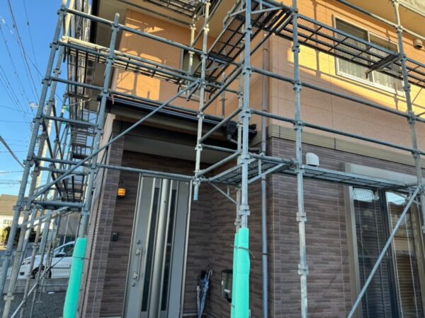 静岡県富士宮市　A様邸　屋根カバー工事　屋根工事で足場はないと危険？