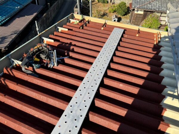 静岡県沼津市 F様邸 折板屋根 葺き替え工事で建物の長寿命化を実現!