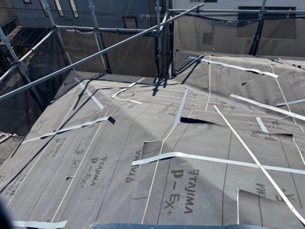 静岡県三島市　N様邸　屋根工事　カバー工法　ルーフィングの敷設をおこないました！