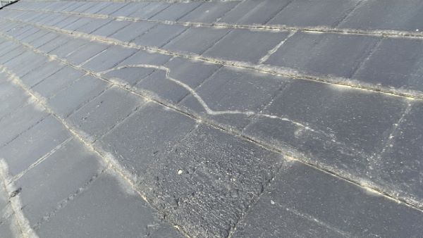 屋根塗装の最適なタイミングは?築年数や季節、劣化症状で判断