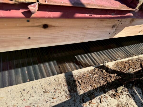 静岡県富士宮市　O様邸　破風板補修　耐久性と防水性を向上させるには板金巻きがおすすめ！