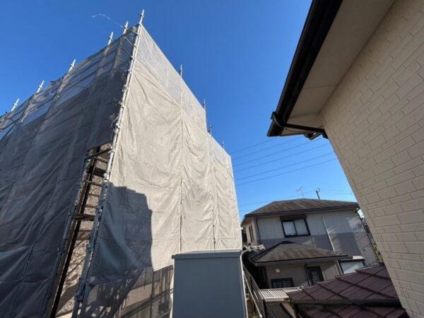 静岡県富士宮市 W様邸 屋根カバー工事 くさび式足場で安全な作業環境を確保