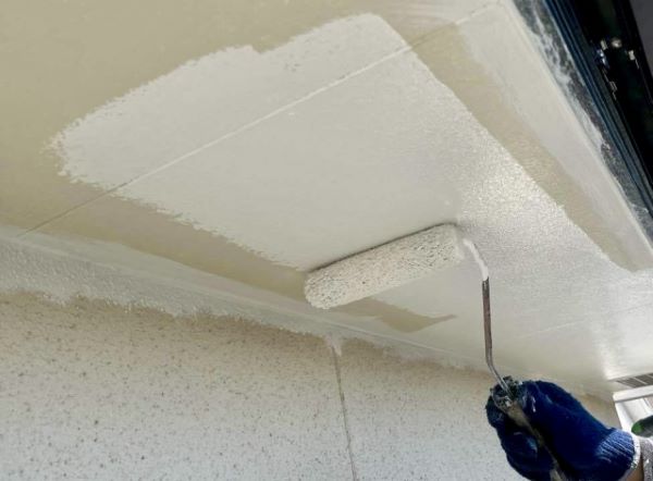 軒天ってどこのこと？劣化のサインや適切なメンテナンス方法を紹介