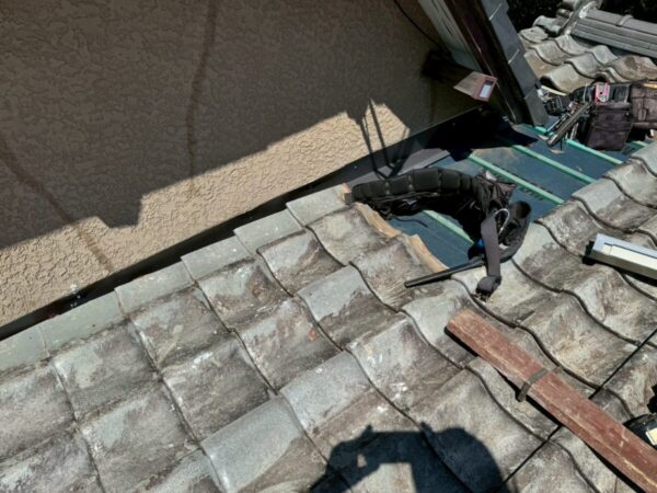 静岡県富士宮市　K様邸　屋根板金工事　瓦を葺き直しするメリットは？