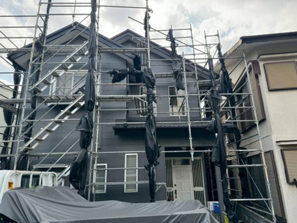 静岡県富士宮市 N様邸 屋根葺き替え工事 足場解体時に注意することは?