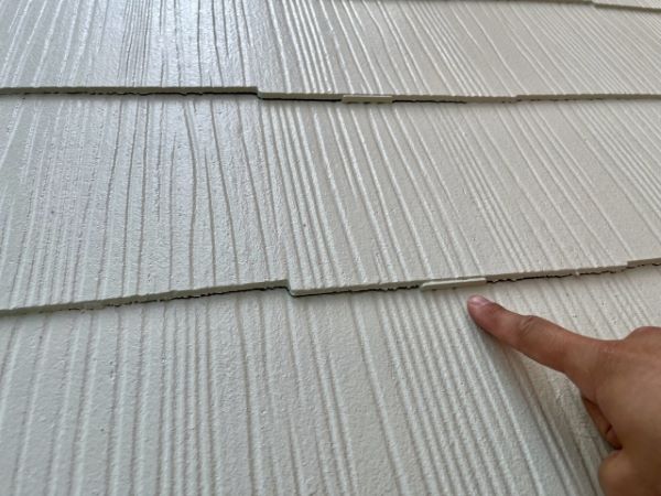 屋根の縁切りとは？施工方法やしないと起こるトラブルってなに？