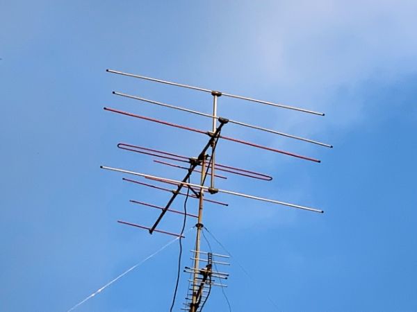 屋根塗装のときアンテナはどうする？確認すべき注意点について解説