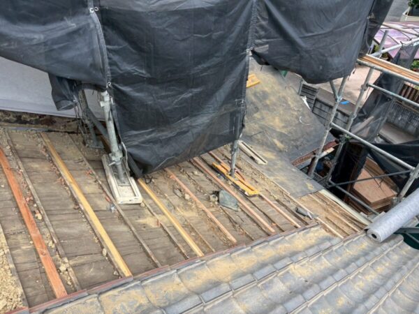 静岡県富士市　N様邸　屋根葺き替え工事　瓦を撤去するとどうなる？